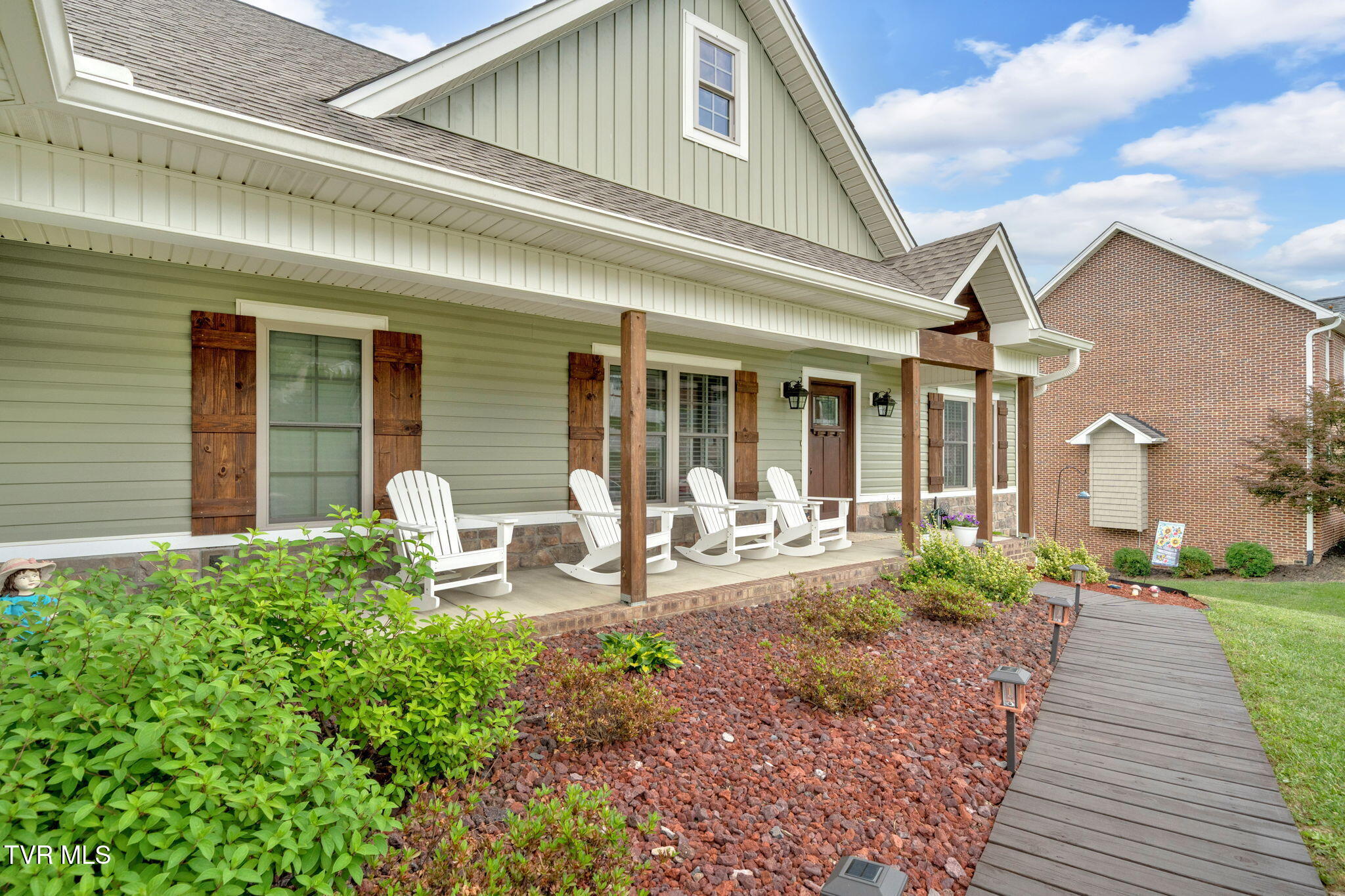 3453 Bailey Ranch Road Kingsport, TN 37660 - Photo 3 of 74 Front porch