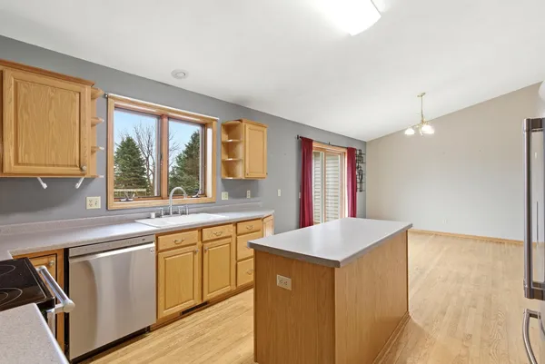 $619,900 | 2734 Brooks Ridge Drive, Sun Prairie, WI 53590