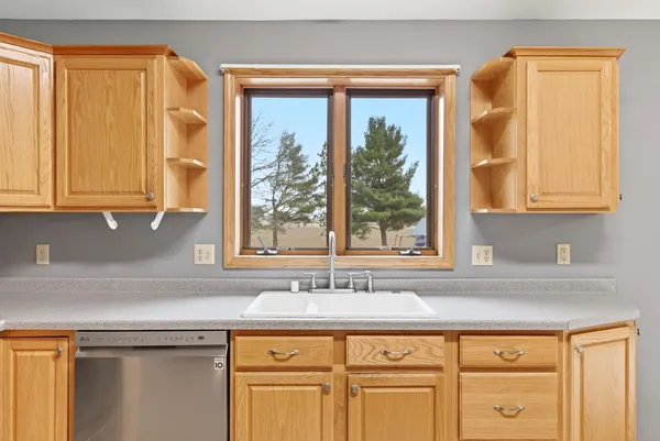 $619,900 | 2734 Brooks Ridge Drive, Sun Prairie, WI 53590