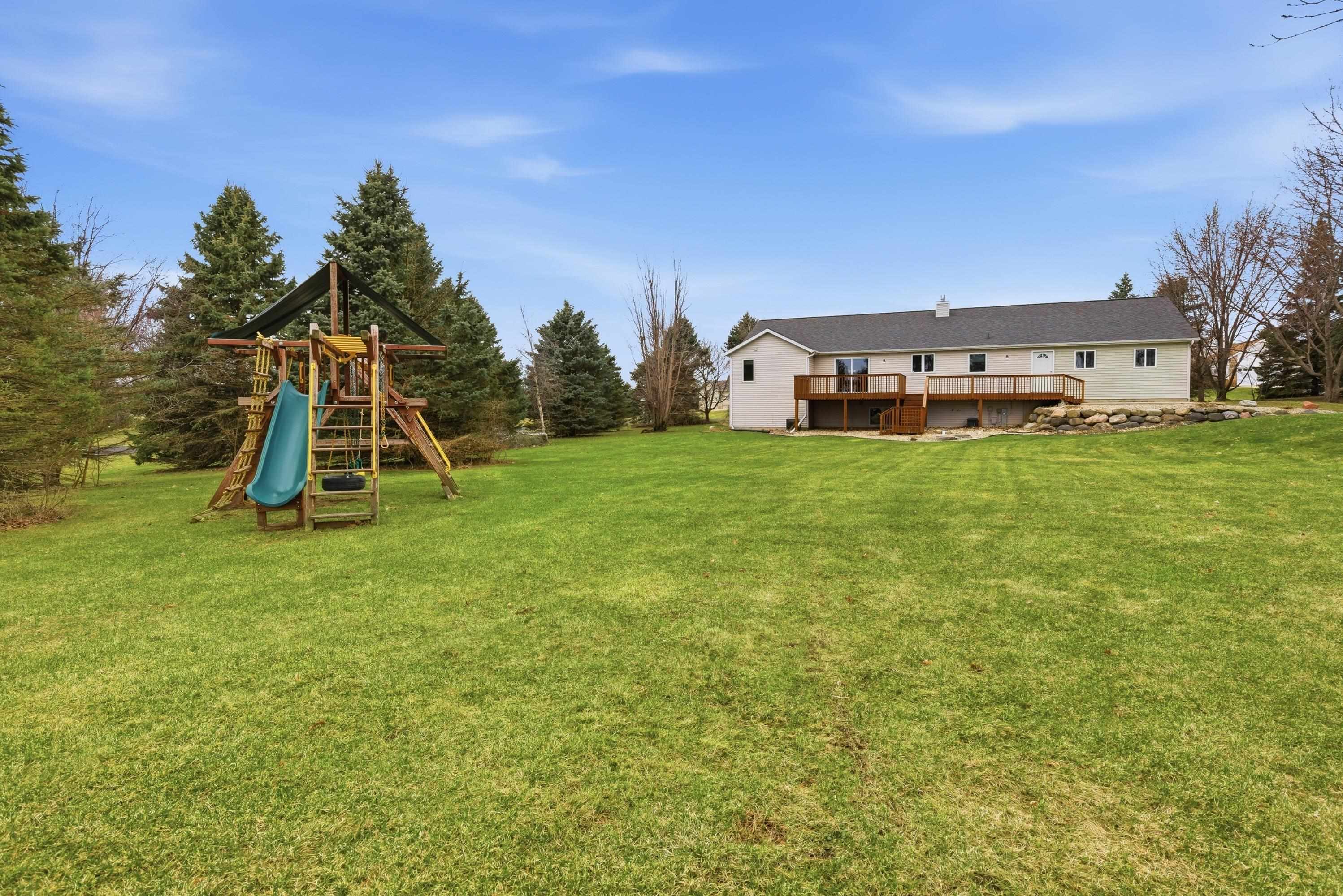 2734 Brooks Ridge Drive Sun Prairie, WI 53590 - Photo 58 of 67