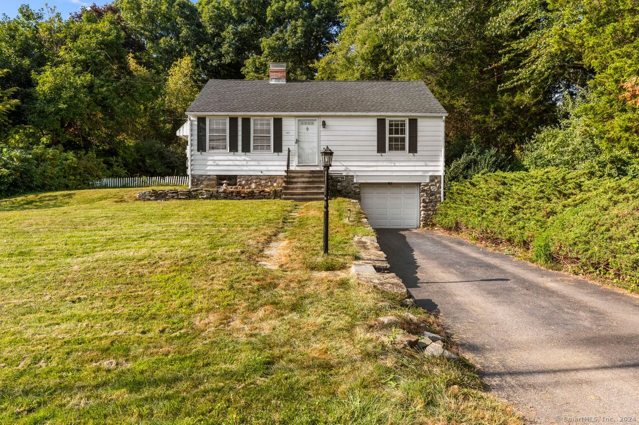 325 Pierpont Road Waterbury, CT 06705 - Photo 1 of 1 Gallery Image 1