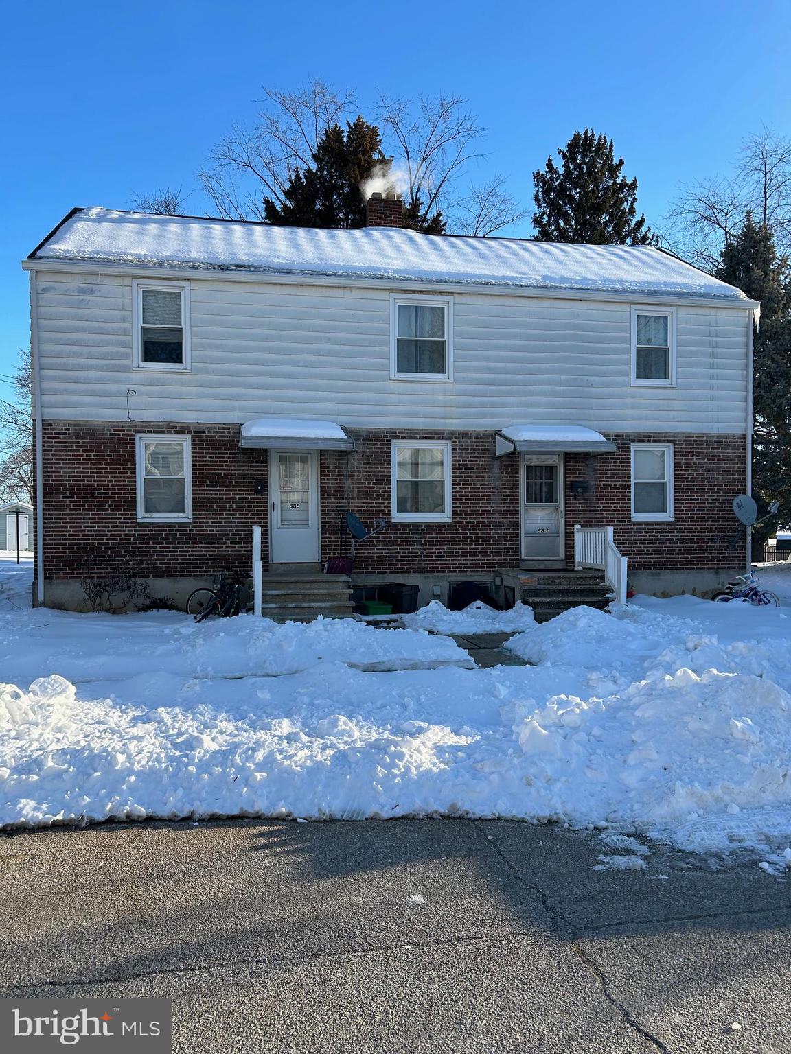 883 Tioga Street York, PA 17404 - Photo 2 of 3