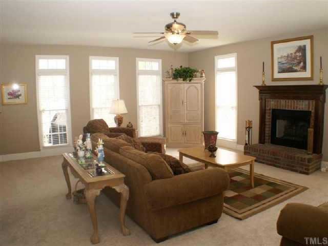 11431 Lostwood Lane Raleigh, NC 27614 - Photo 5 of 10 Gallery Image 5