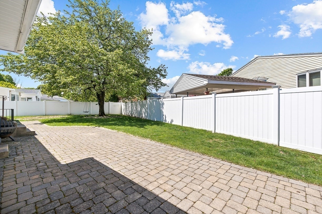 43 Albemarle Road Newton, MA 02460 - Photo 17 of 20 Gallery Image 17