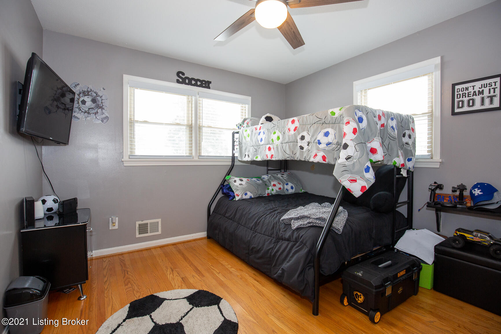 5317 Adkins Road Louisville, KY 40219 - Photo 15 of 38 5317 Adkins-21