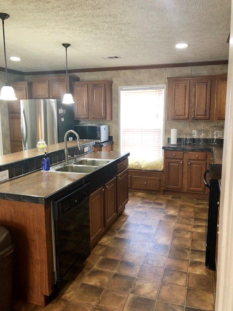 10818 Coffee Road Morven, GA 31638 - Photo 13 of 37 Gallery Image 13
