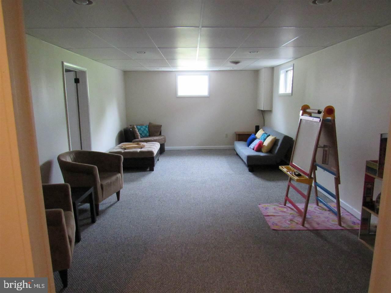 2452 Opal Road York, PA 17408 - Photo 19 of 33 Gallery Image 19