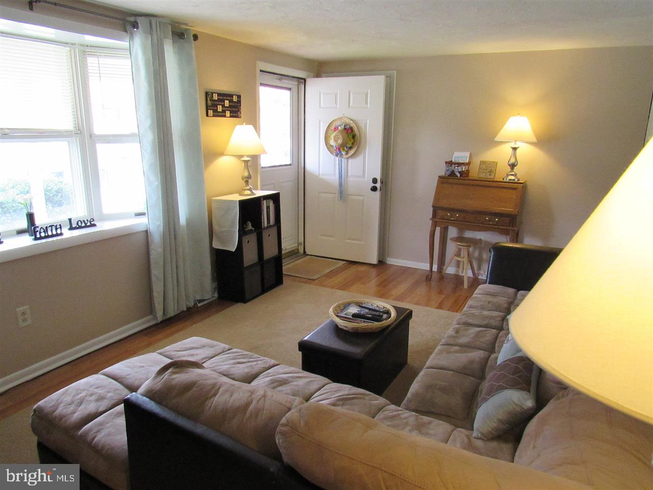 2452 Opal Road York, PA 17408 - Photo 4 of 33 Gallery Image 4