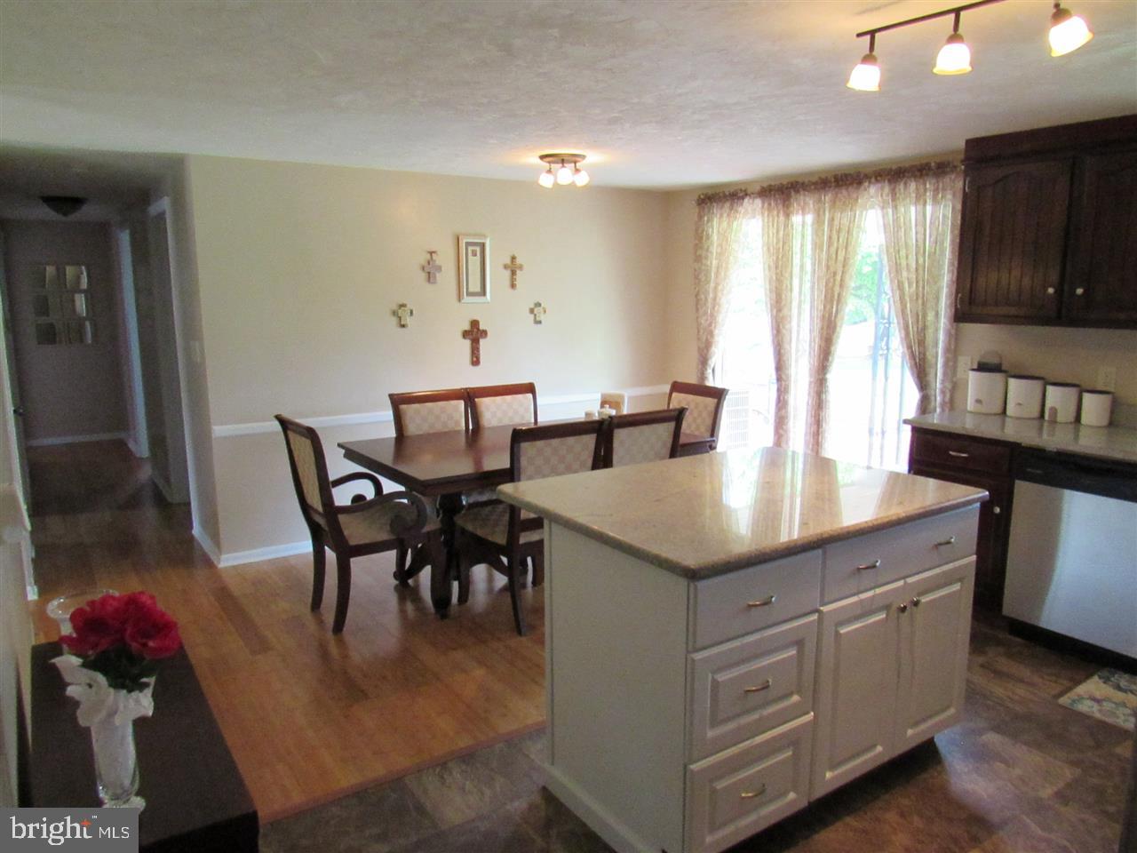 2452 Opal Road York, PA 17408 - Photo 10 of 33 Gallery Image 10