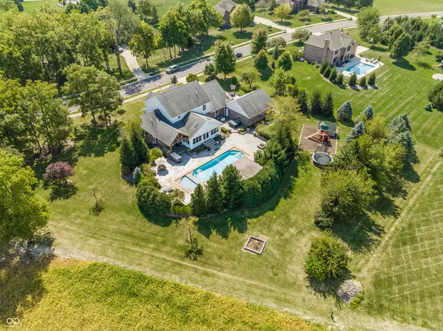 $920,000 | 1546 East Osprey Drive, Greenfield, IN 46140