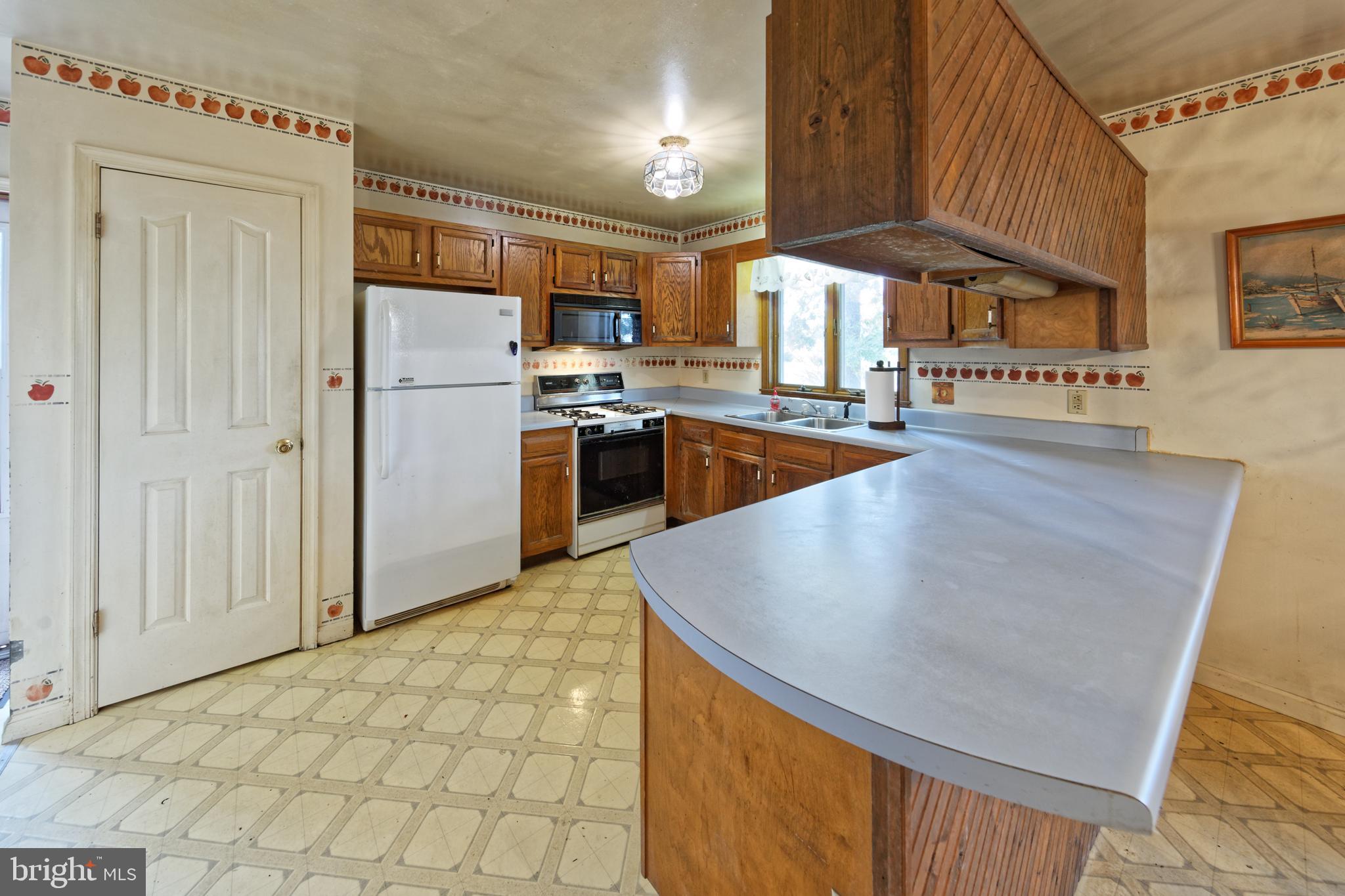 24293 Zoar Road Georgetown, DE 19947 - Photo 7 of 28 Gallery Image 7