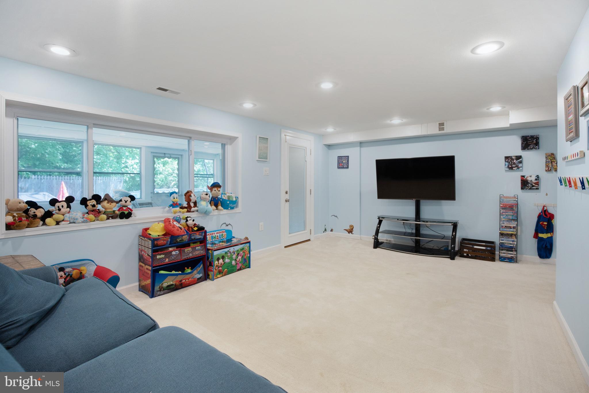 12856 Elnora Road Philadelphia, PA 19154 - Photo 18 of 27 Basement