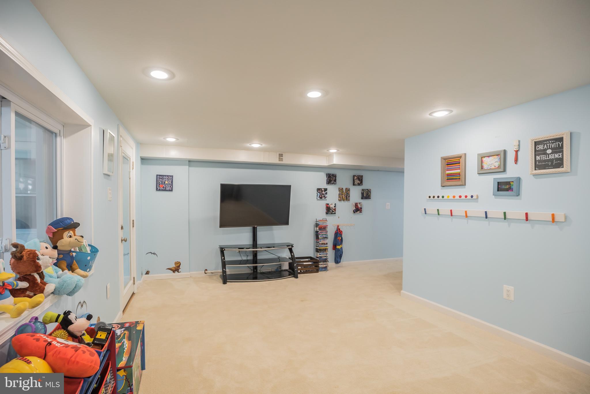 12856 Elnora Road Philadelphia, PA 19154 - Photo 20 of 27 Basement