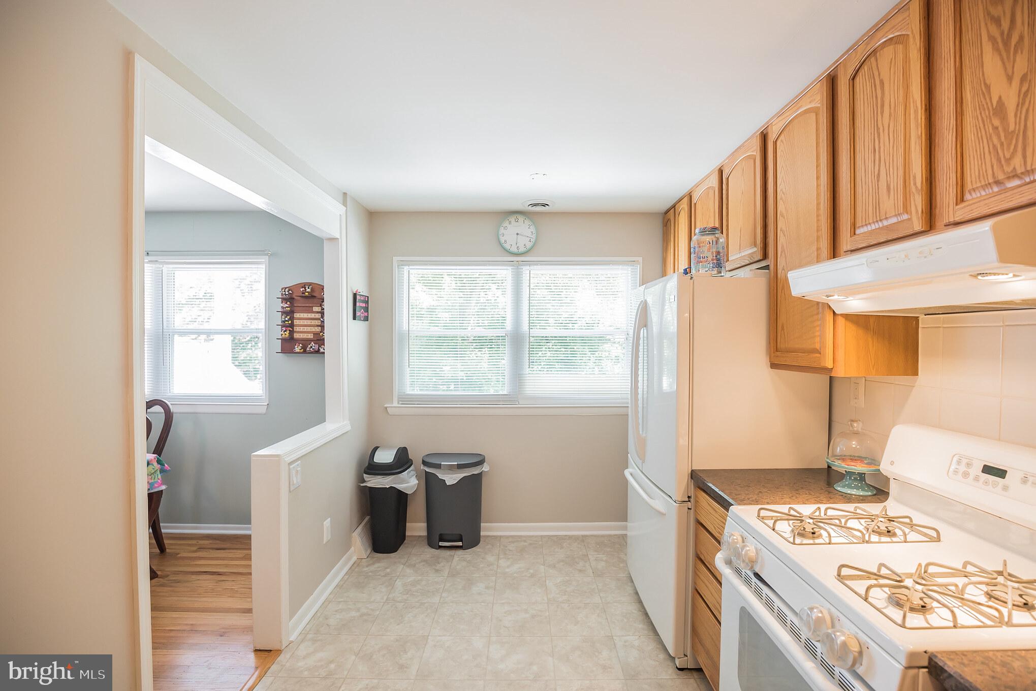 12856 Elnora Road Philadelphia, PA 19154 - Photo 9 of 27