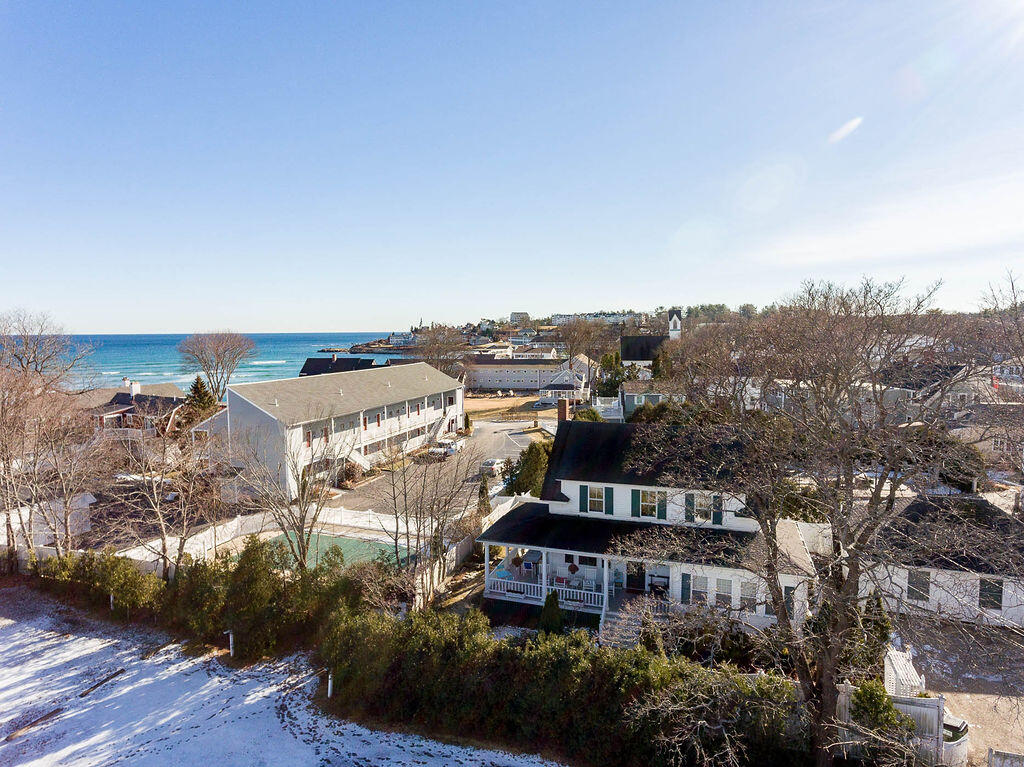 25 Shore Road, Unit A Ogunquit, ME 03907 - Photo 3 of 41