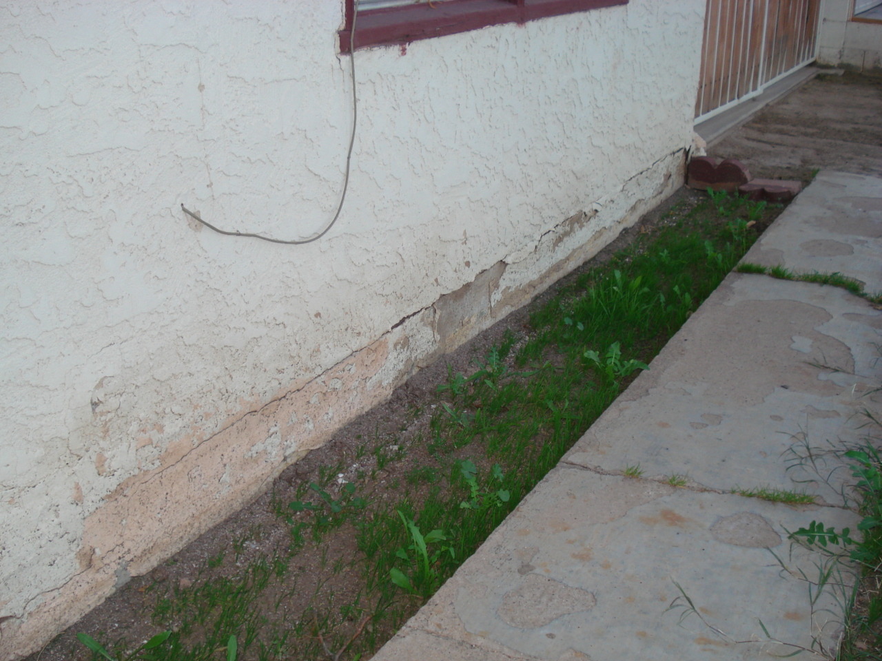 2905 West Monte Vista Road Phoenix, AZ 85009 - Photo 11 of 13 8