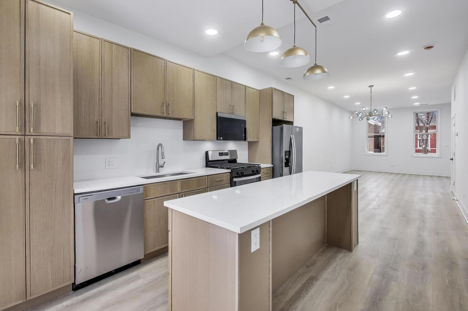 3445 West Walnut Street Chicago, IL 60624 - Photo 15 of 45