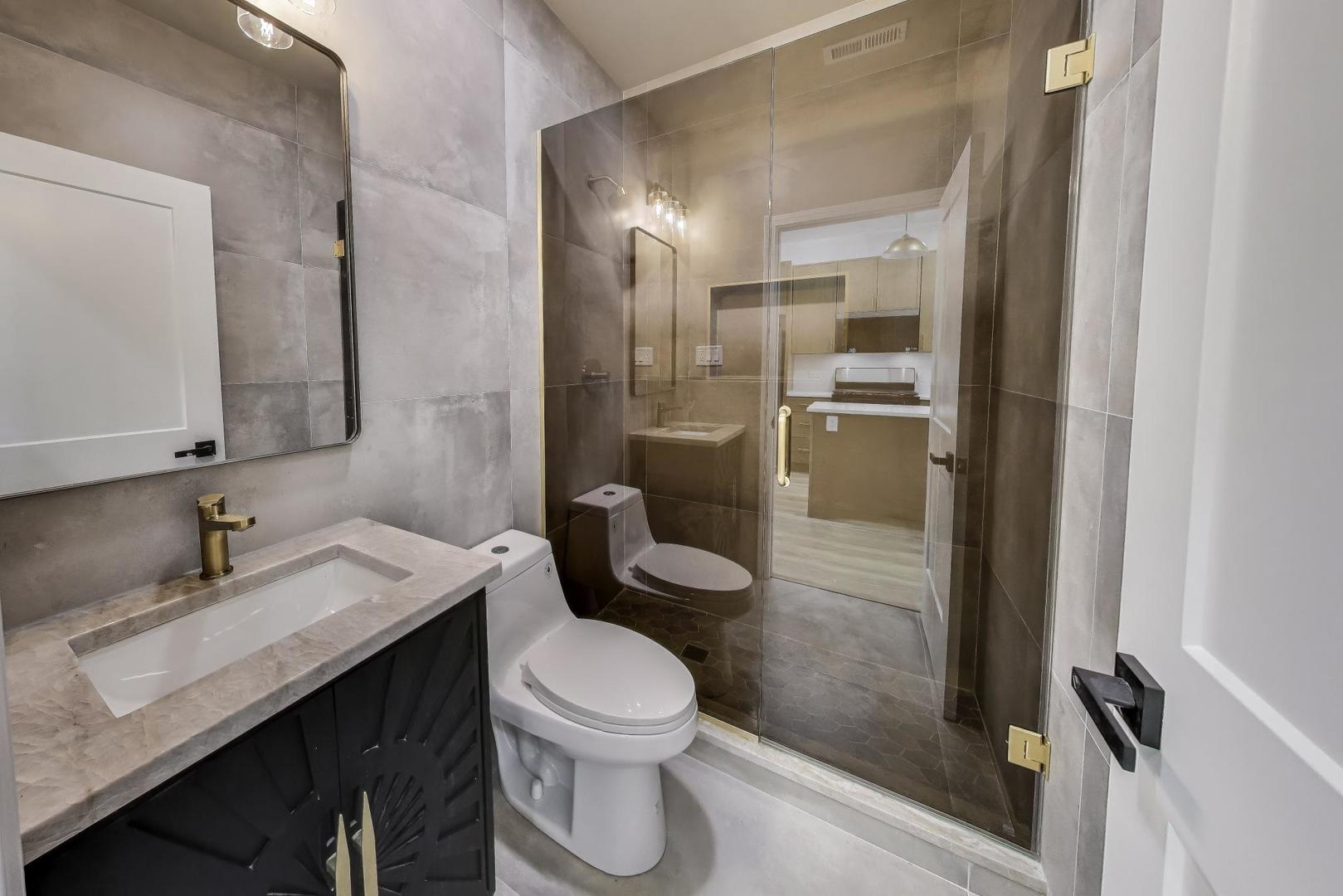 3445 West Walnut Street Chicago, IL 60624 - Photo 17 of 45