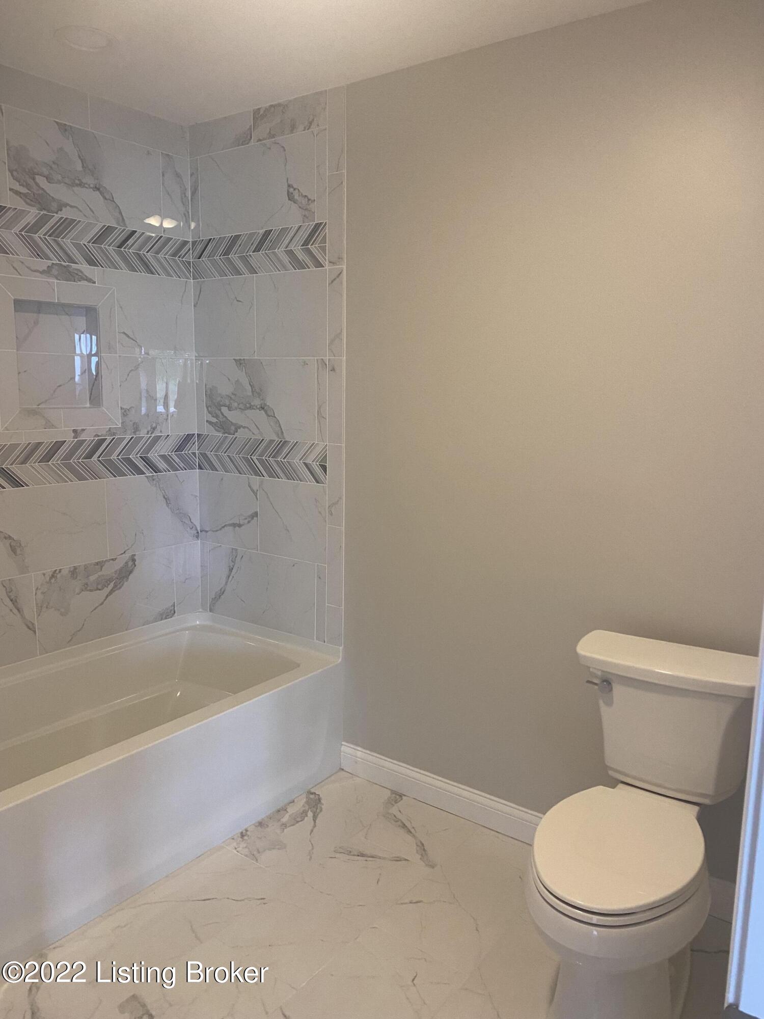 68 Liberty Road Milton, KY 40045 - Photo 23 of 34 Bathroom