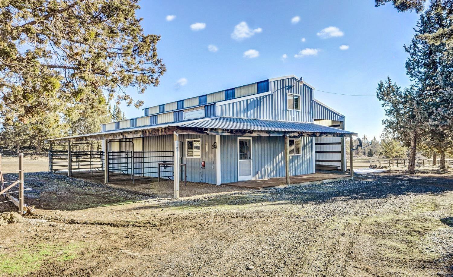 64119 Hunnell Road Bend, OR 97703 - Photo 19 of 25