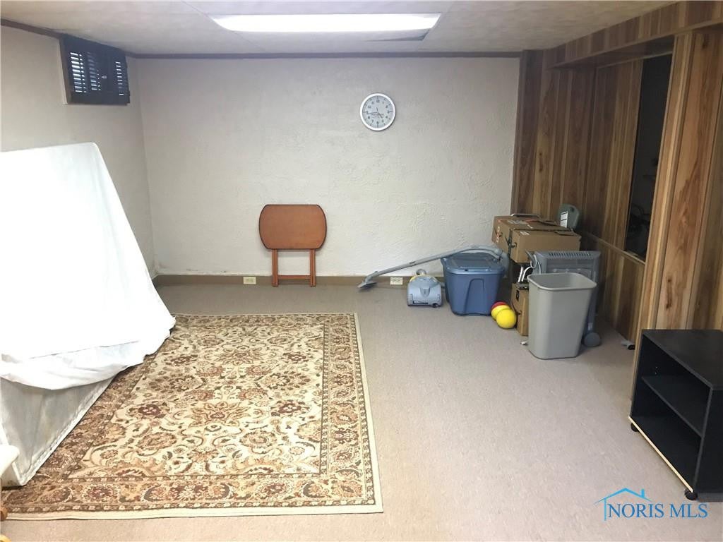 3702 Bellevue Road Toledo, OH 43613 - Photo 11 of 13 Gallery Image 11