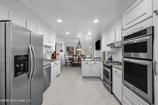 $750,000 | 301 Calumet Drive, Madison, MS 39110