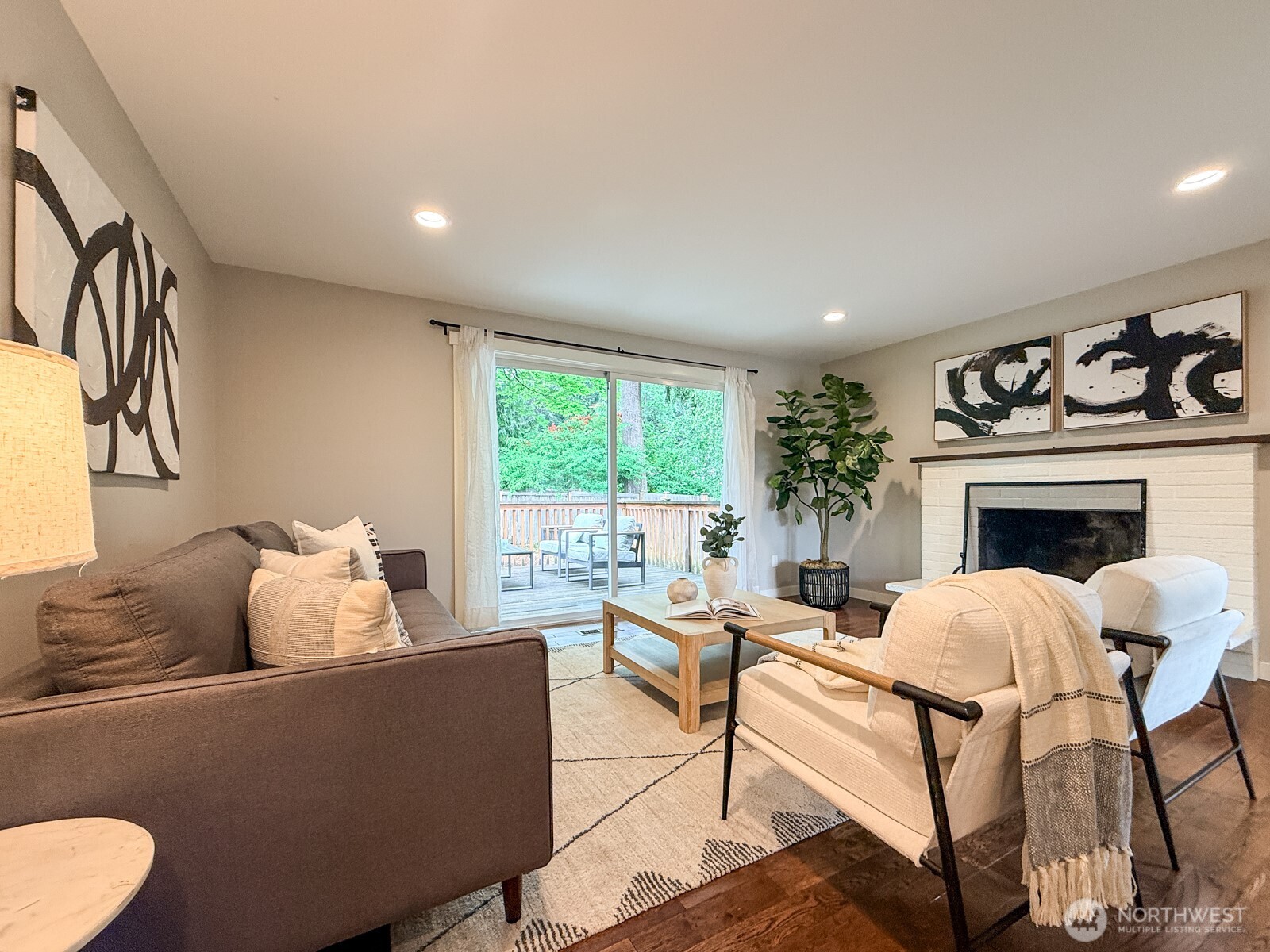 15003 108th Place Northeast Bothell, WA 98011 - Photo 4 of 38