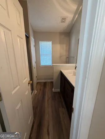 $2,400 | 3020 Meadow Glen Pass, Fairburn, GA 30213