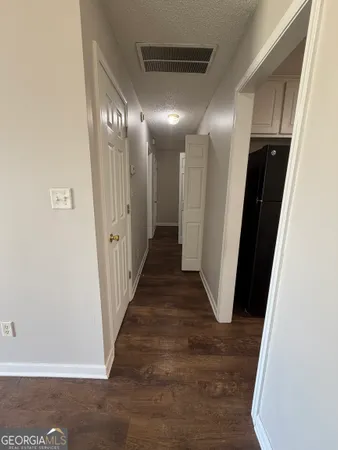 $2,400 | 3020 Meadow Glen Pass, Fairburn, GA 30213