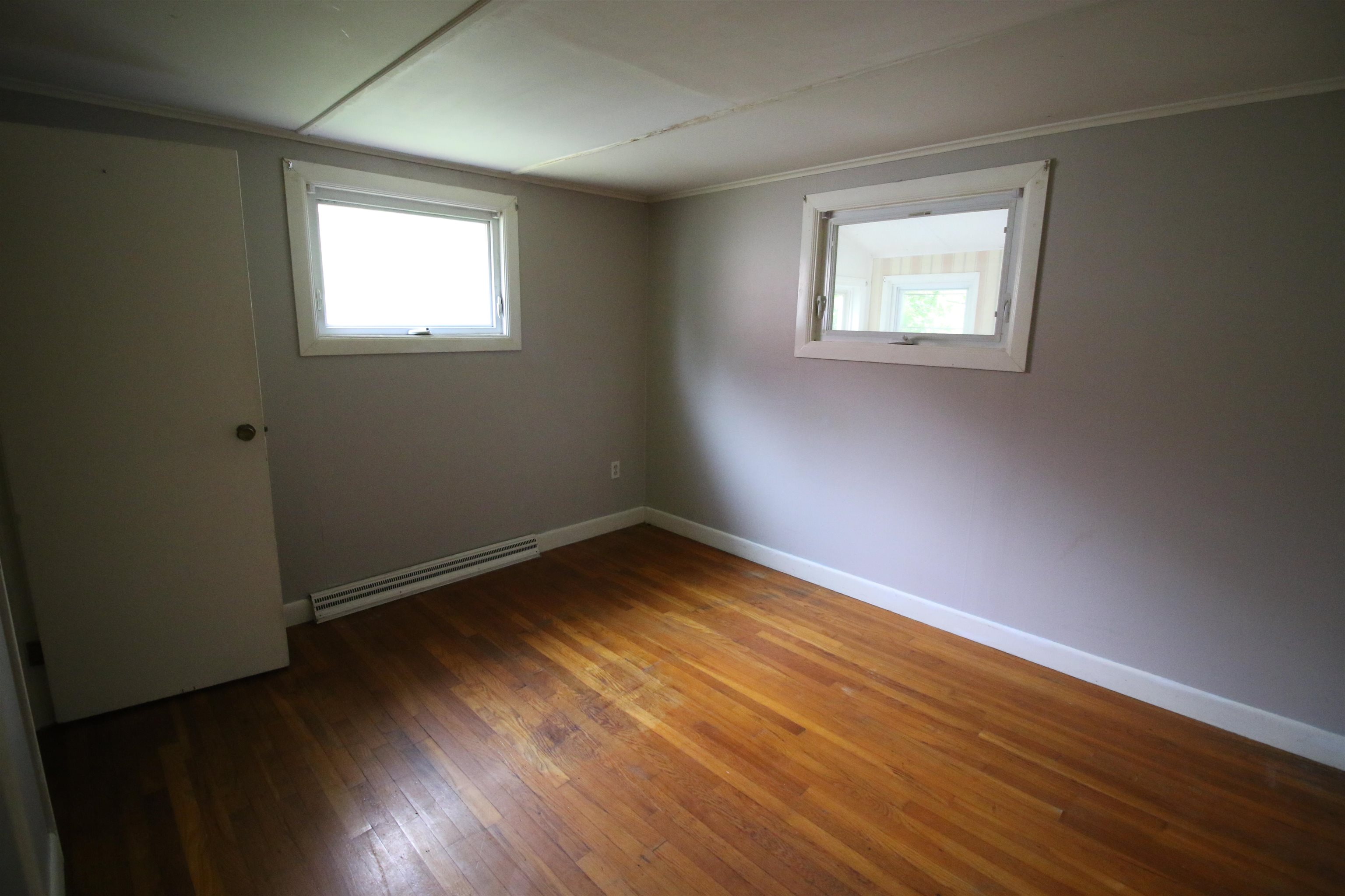 21 McDuffee Street Rochester, NH 03867 - Photo 4 of 20