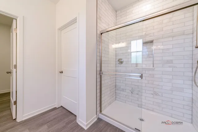 a bathroom with a bathtub