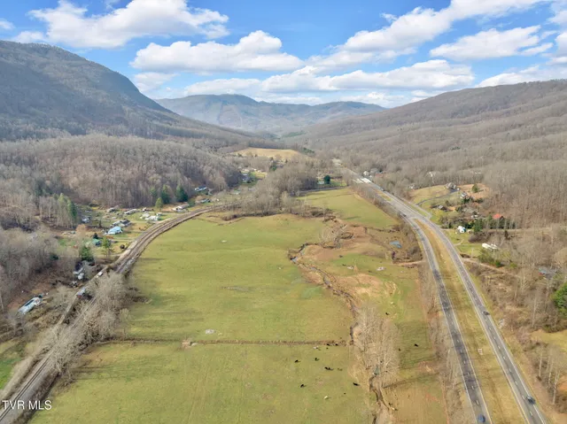 $399,000 | 27572 Hwy 23h Dryden Va 24243, Big Stone Gap, VA 24219