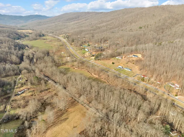 $399,000 | 27572 Hwy 23h Dryden Va 24243, Big Stone Gap, VA 24219