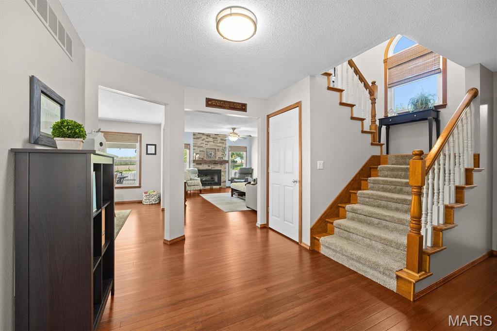 22 Tranquility Ridge Edwardsville, IL 62025 - Photo 4 of 48