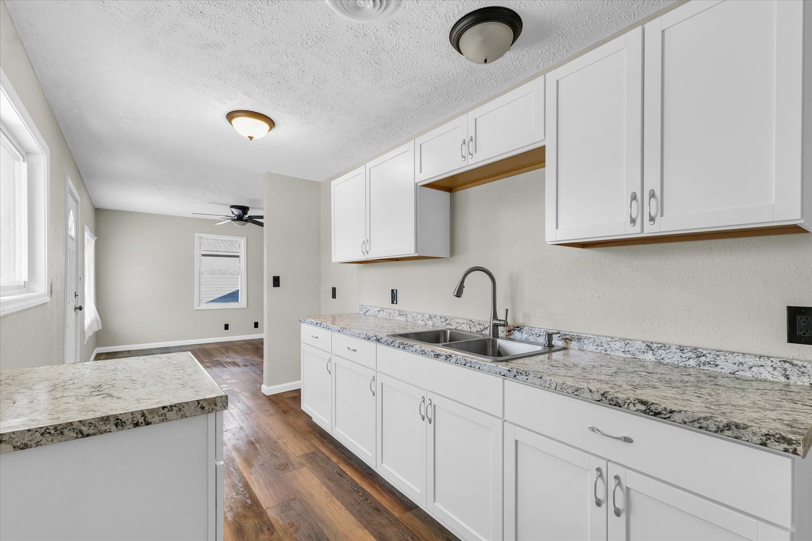 1312 Hedge Road Champaign, IL 61821 - Photo 12 of 29 Gallery Image 12