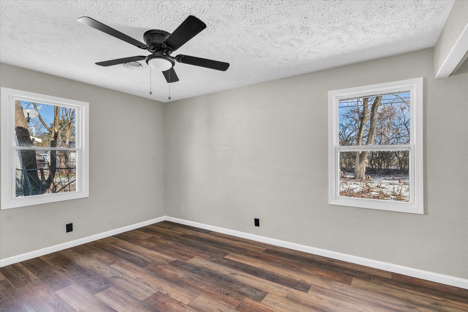 1312 Hedge Road Champaign, IL 61821 - Photo 16 of 29 Gallery Image 16