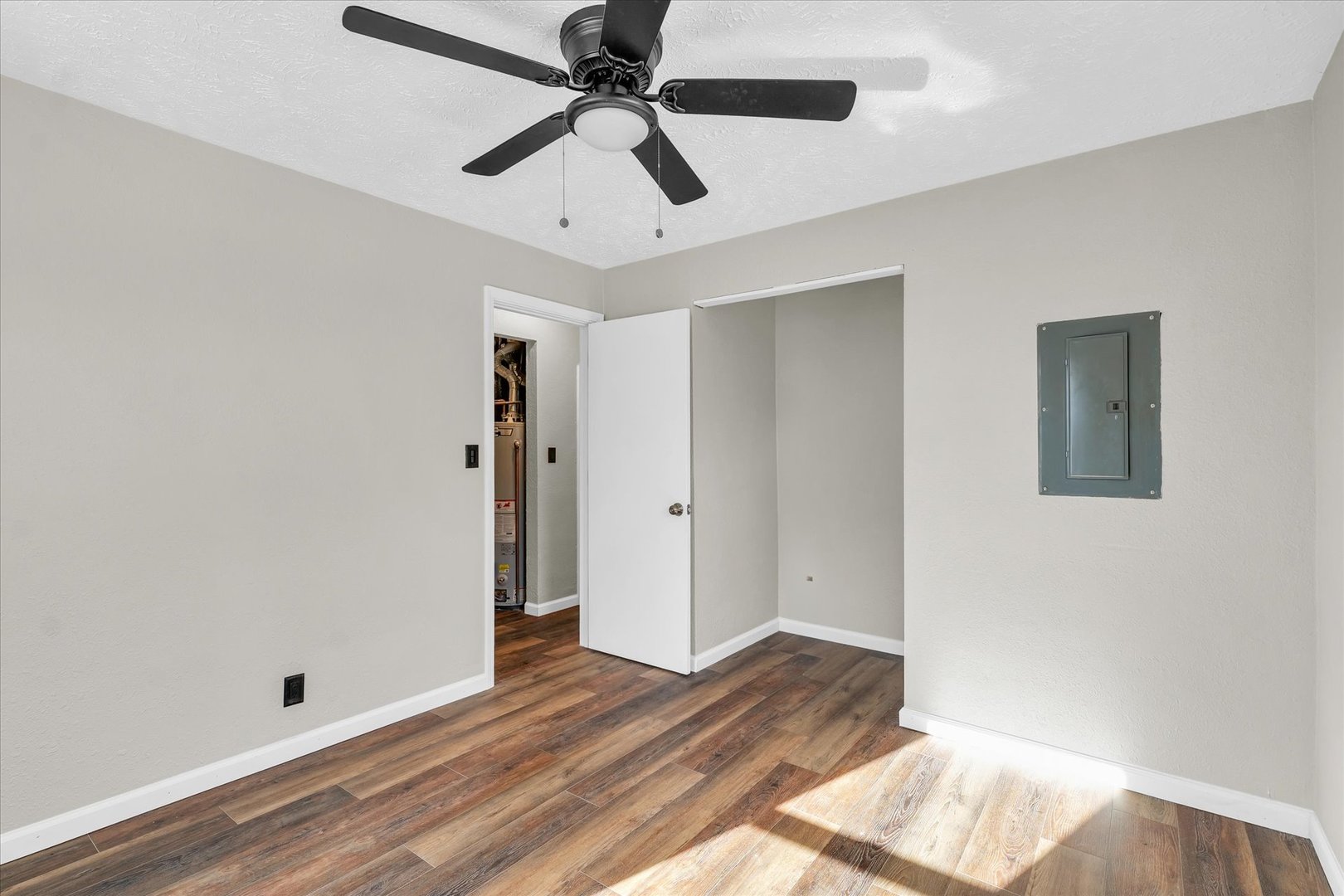 1312 Hedge Road Champaign, IL 61821 - Photo 20 of 29 Gallery Image 20