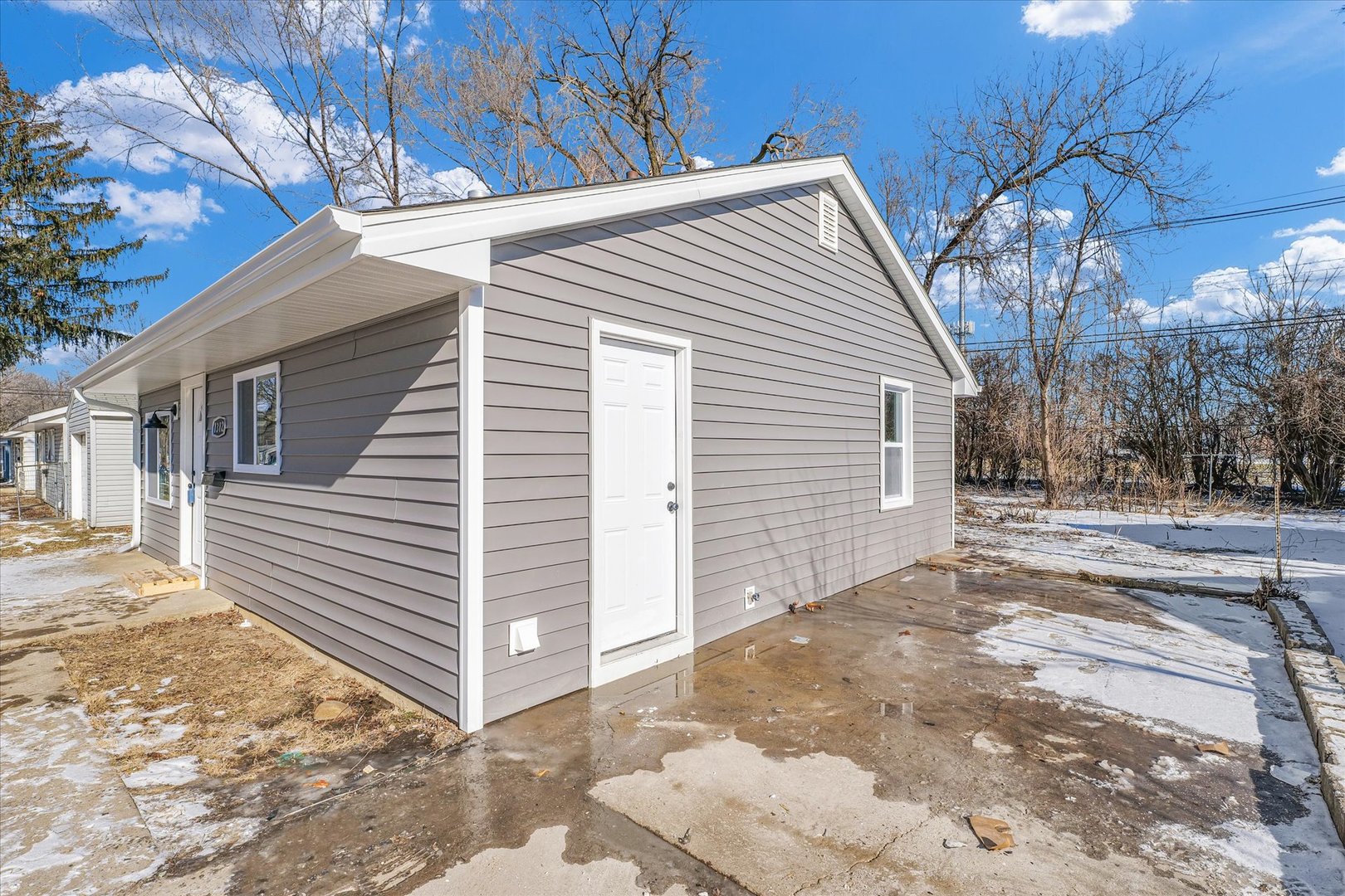 1312 Hedge Road Champaign, IL 61821 - Photo 23 of 29 Gallery Image 23