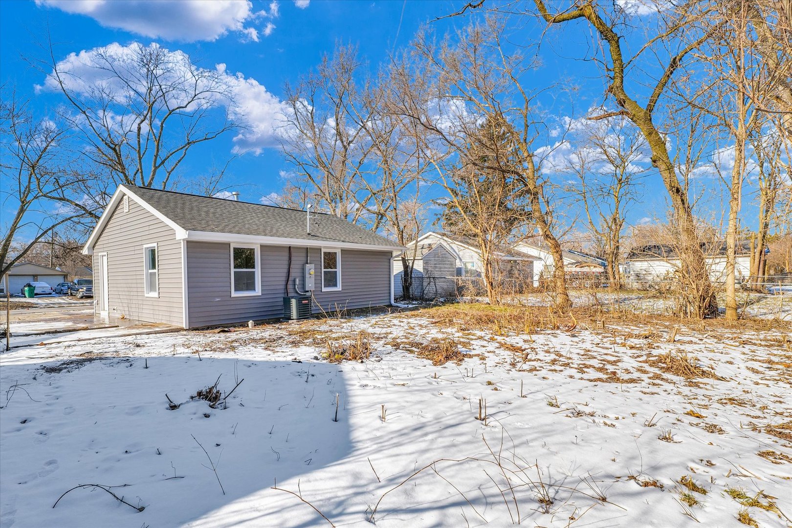 1312 Hedge Road Champaign, IL 61821 - Photo 25 of 29 Gallery Image 25