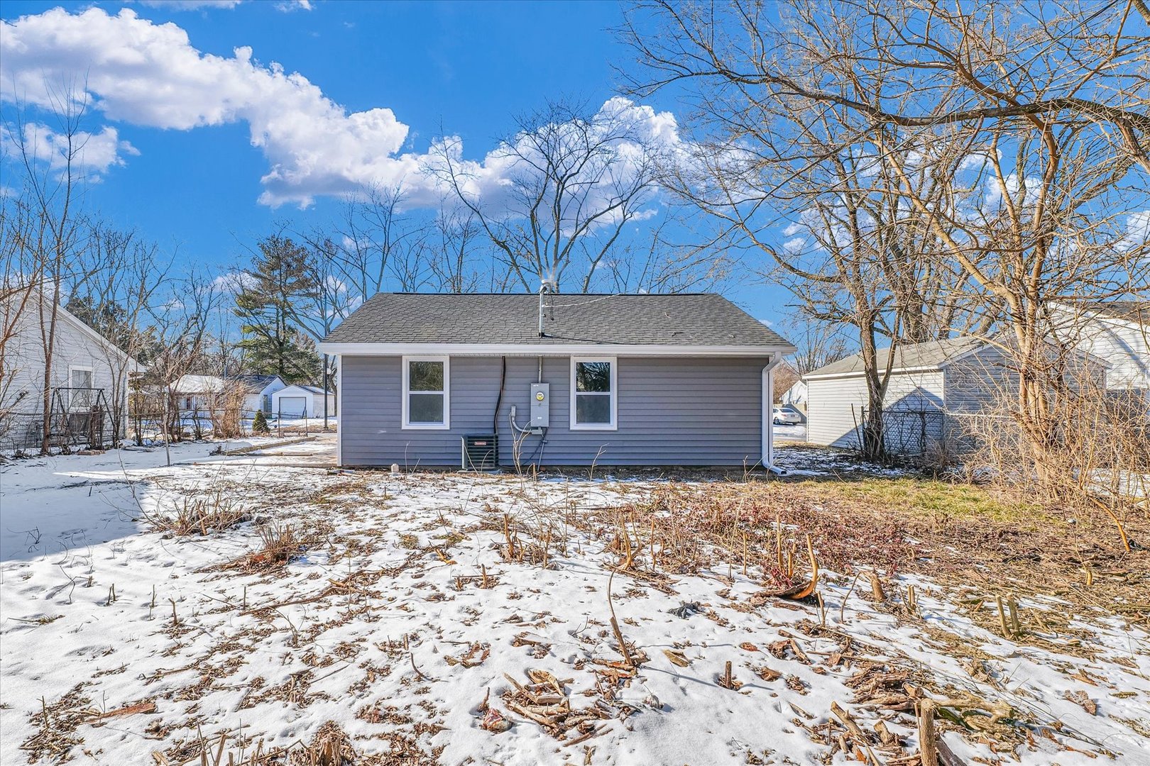1312 Hedge Road Champaign, IL 61821 - Photo 26 of 29 Gallery Image 26