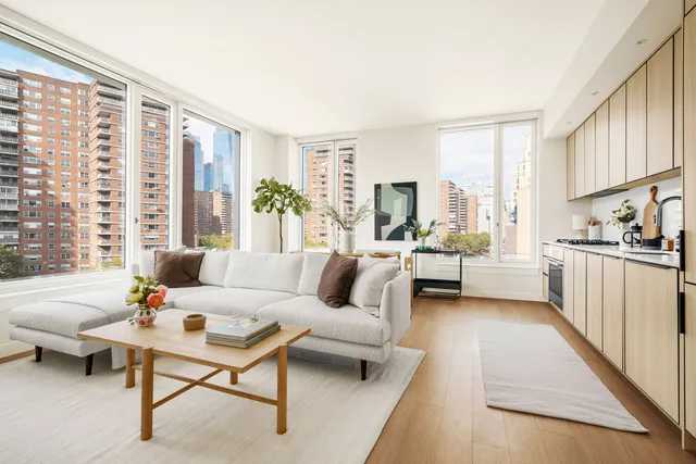 $10,825 | 280 West 24th Street, Unit 6P | Chelsea