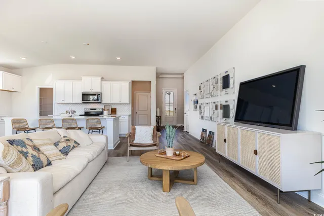 $319,770 | 187 Bjorn Way, Loris, SC 29569