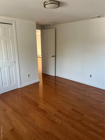 $4,700 | 1016 Oaks Drive, Franklin Square, NY 11010