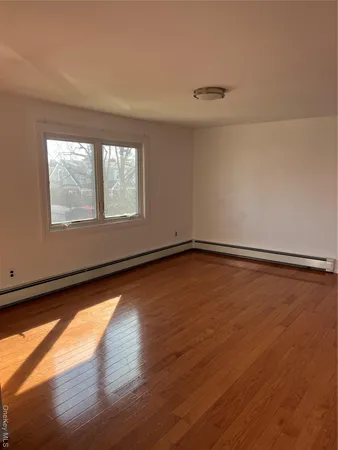 $4,700 | 1016 Oaks Drive, Franklin Square, NY 11010