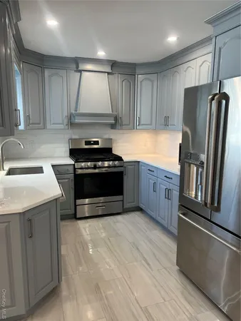 $4,700 | 1016 Oaks Drive, Franklin Square, NY 11010