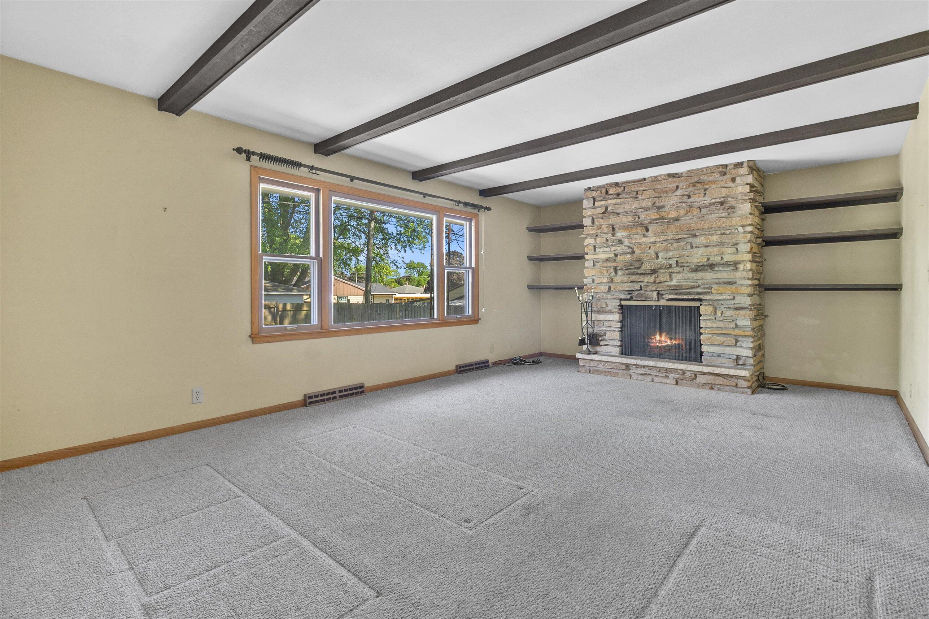 1545 Ostergaard Avenue Racine, WI 53406 - Photo 2 of 26 20-E6A7817