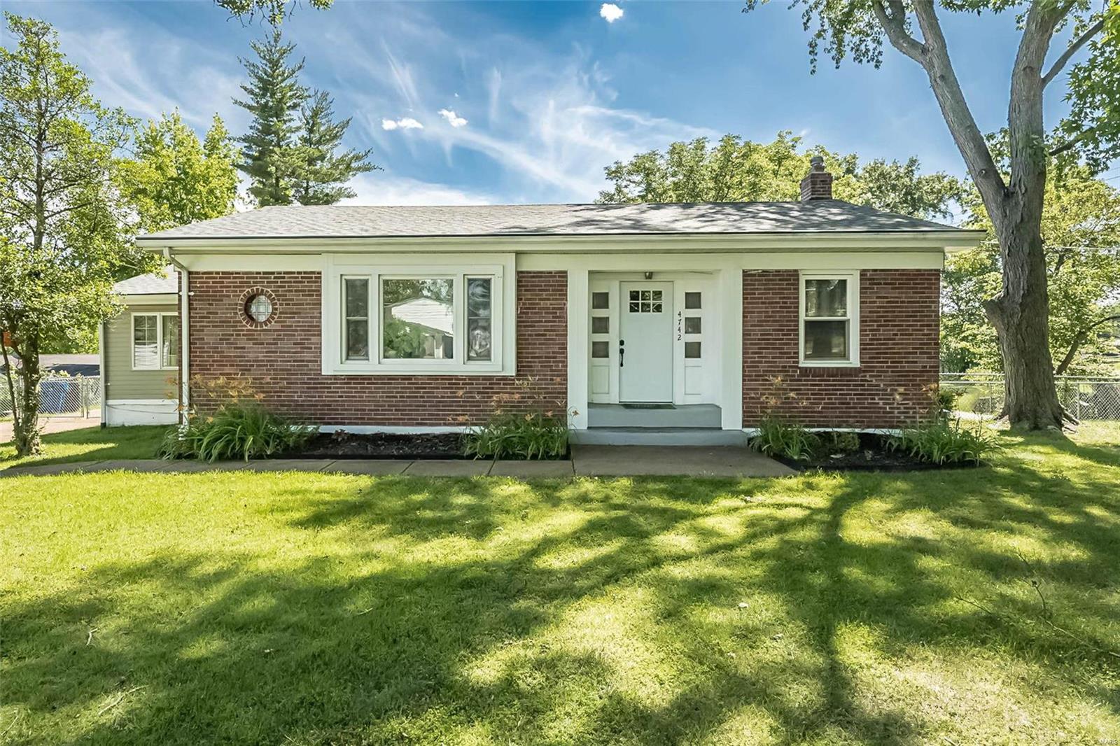 4742 Mattis Road St. Louis, MO 63128 - Photo 1 of 50 Gallery Image 1