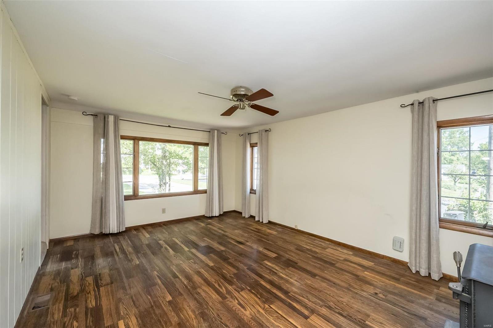 4742 Mattis Road St. Louis, MO 63128 - Photo 25 of 50 Gallery Image 25