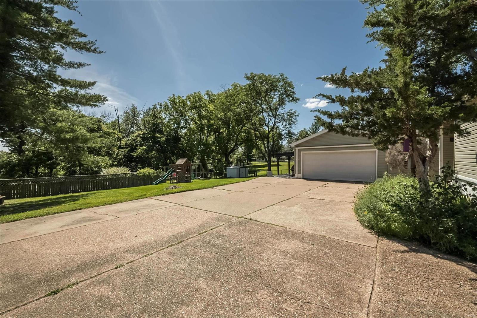 4742 Mattis Road St. Louis, MO 63128 - Photo 40 of 50 Gallery Image 40