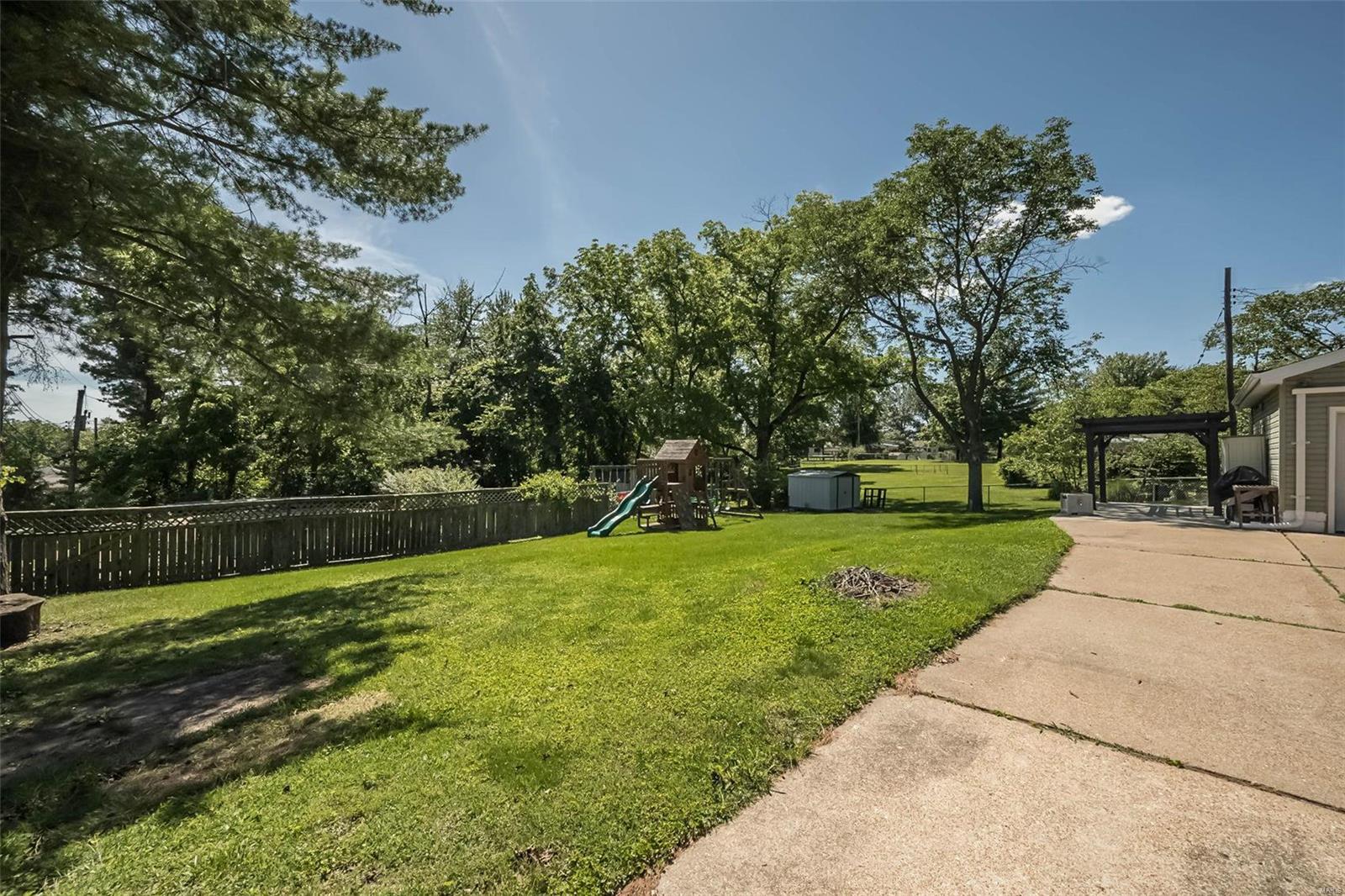 4742 Mattis Road St. Louis, MO 63128 - Photo 41 of 50 Gallery Image 41